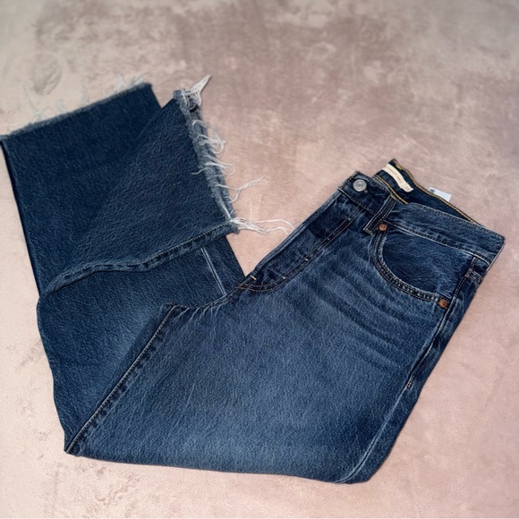 Levi's Denim - Levi’s ribcage straight ankle fray Jean 27/L25/1/2